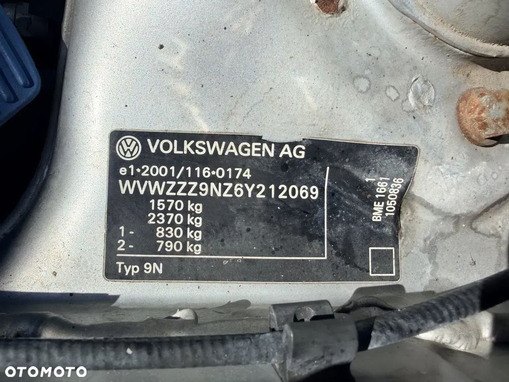 Volkswagen Polo - 35