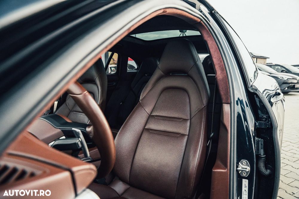 Porsche Panamera - 13