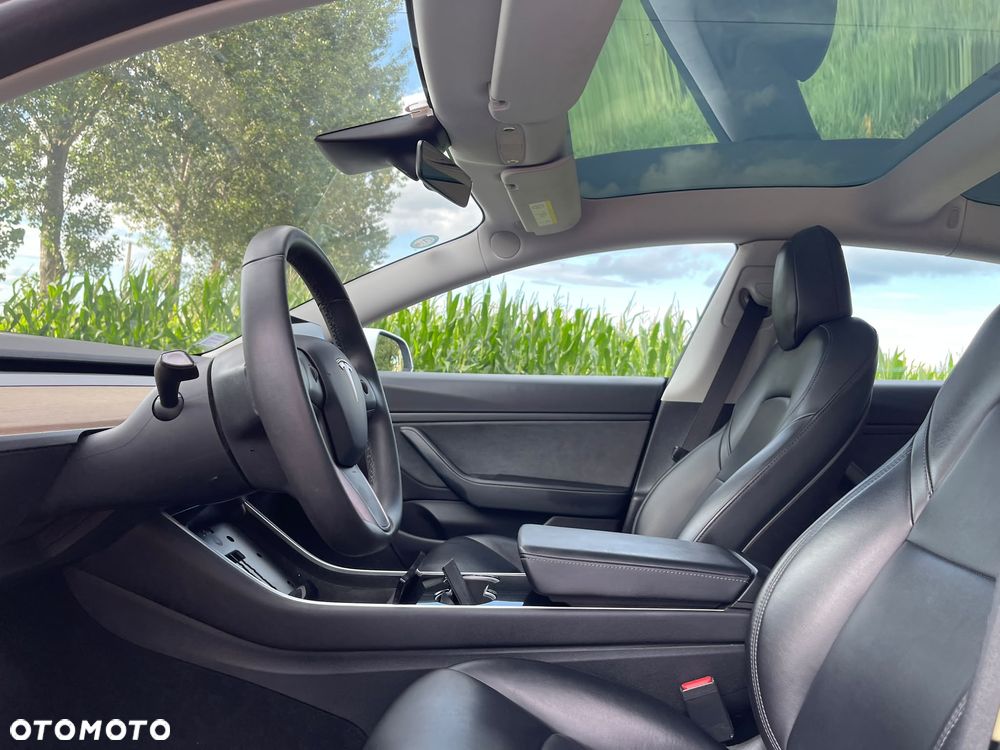 Tesla Model 3 Langstreckenbatterie Allradantrieb Dual Motor - 19