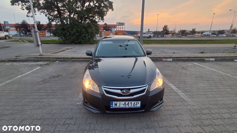 Subaru Legacy 2.0i Trend - 1