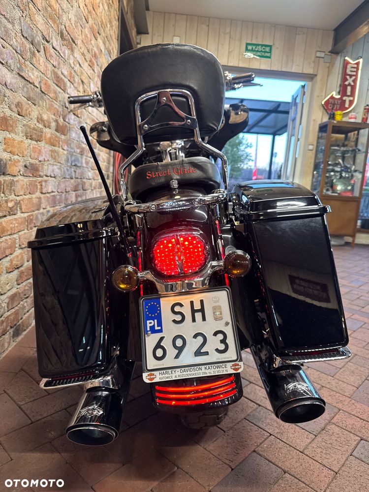 Harley-Davidson Touring Street Glide - 6