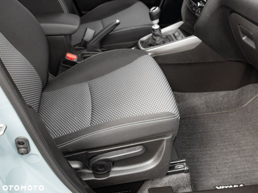 Suzuki Vitara 1.4 Boosterjet mHEV Premium 2WD - 29