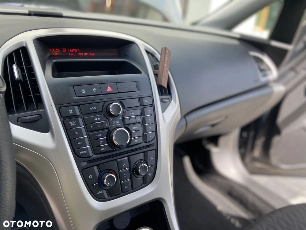 Opel Astra 1.4 - 9