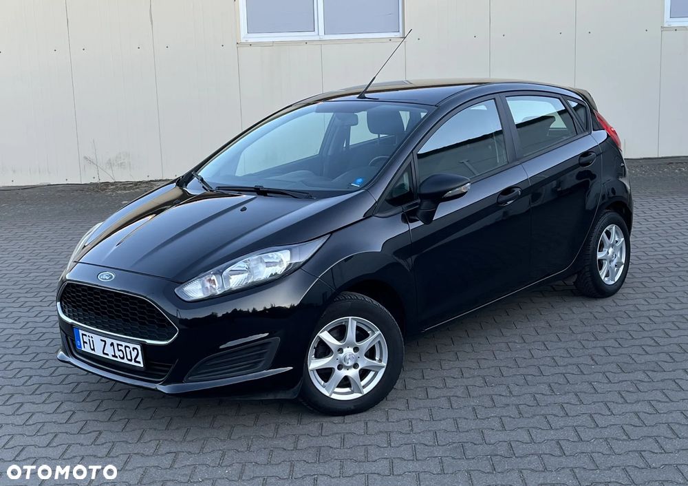 Ford Fiesta 1.25 Ghia - 30