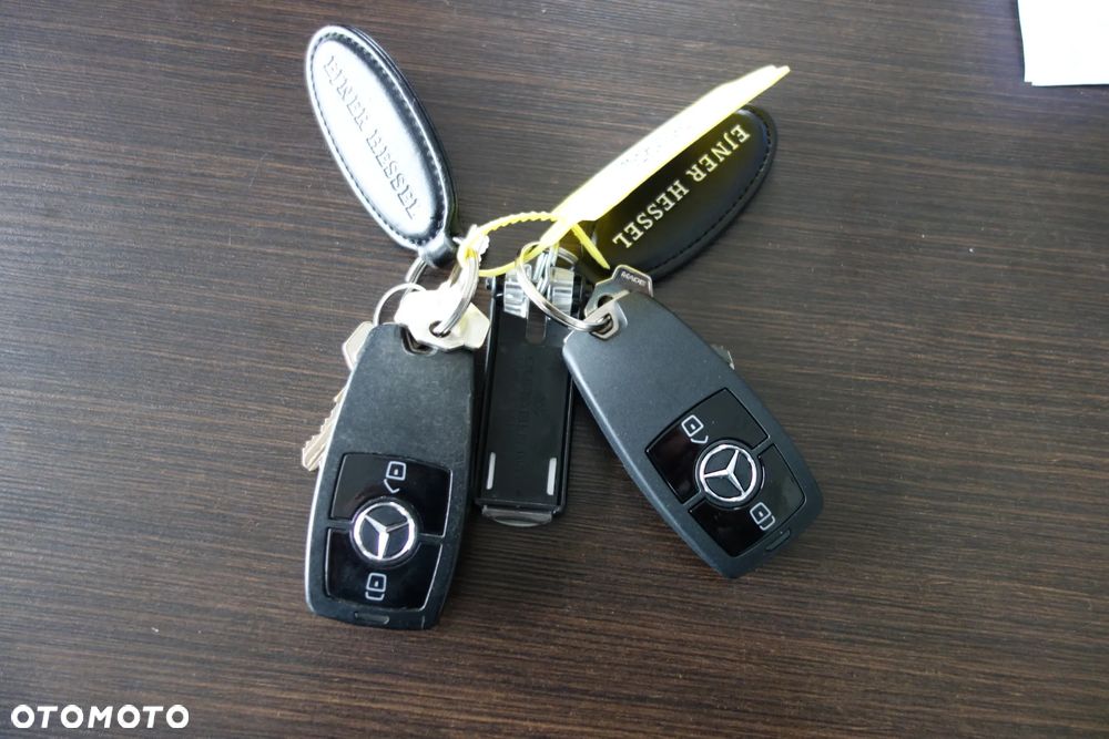 Mercedes-Benz Sprinter 3.0 CDI Automat 190 KM Kontener +Winda  750 kg. - 27