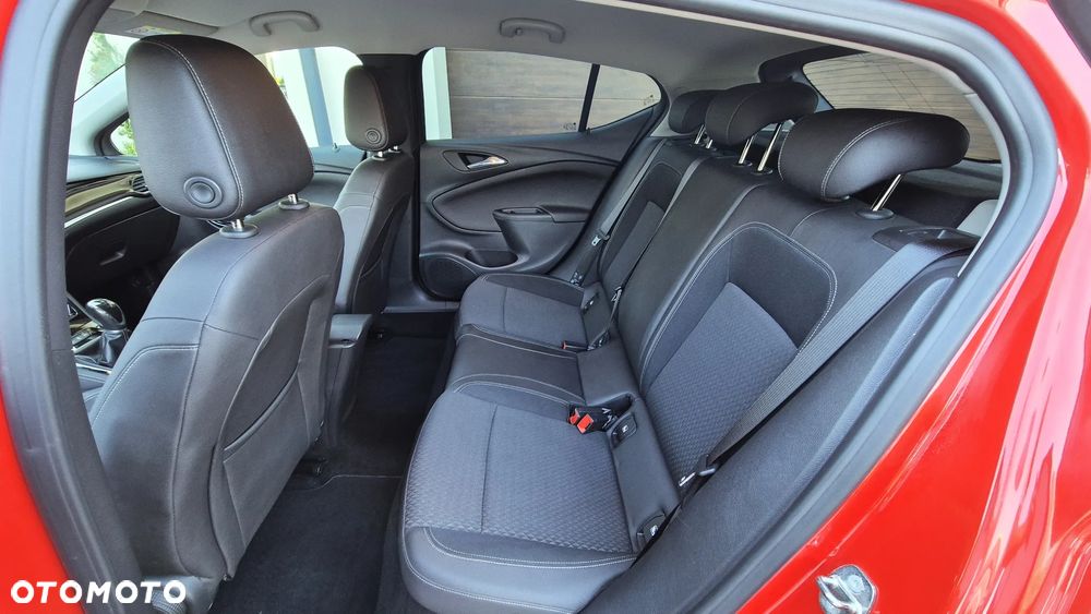 Opel Astra 1.6 CDTI Elite S&S - 22
