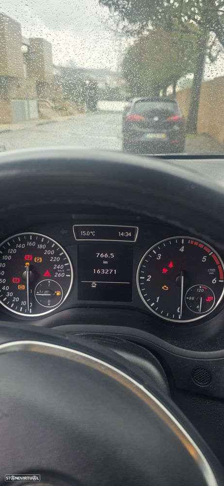 Mercedes-Benz B 180 CDI BlueEFFICIENCY - 4