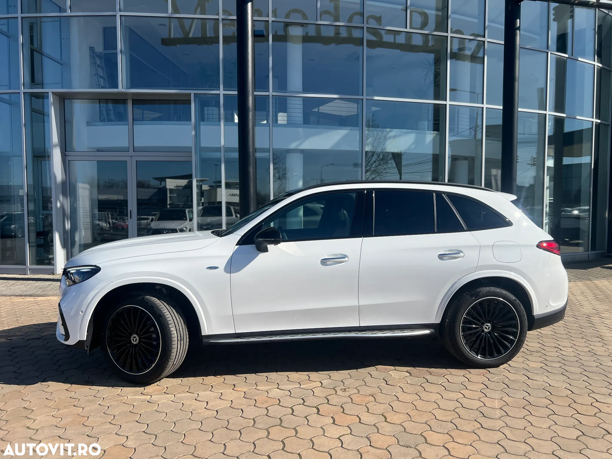 Mercedes-Benz GLC 300 e 4MATIC - 2