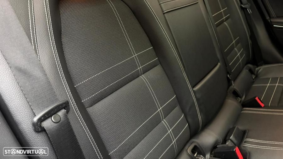 Mercedes-Benz GLA 220 CDI Urban 4-Matic - 23