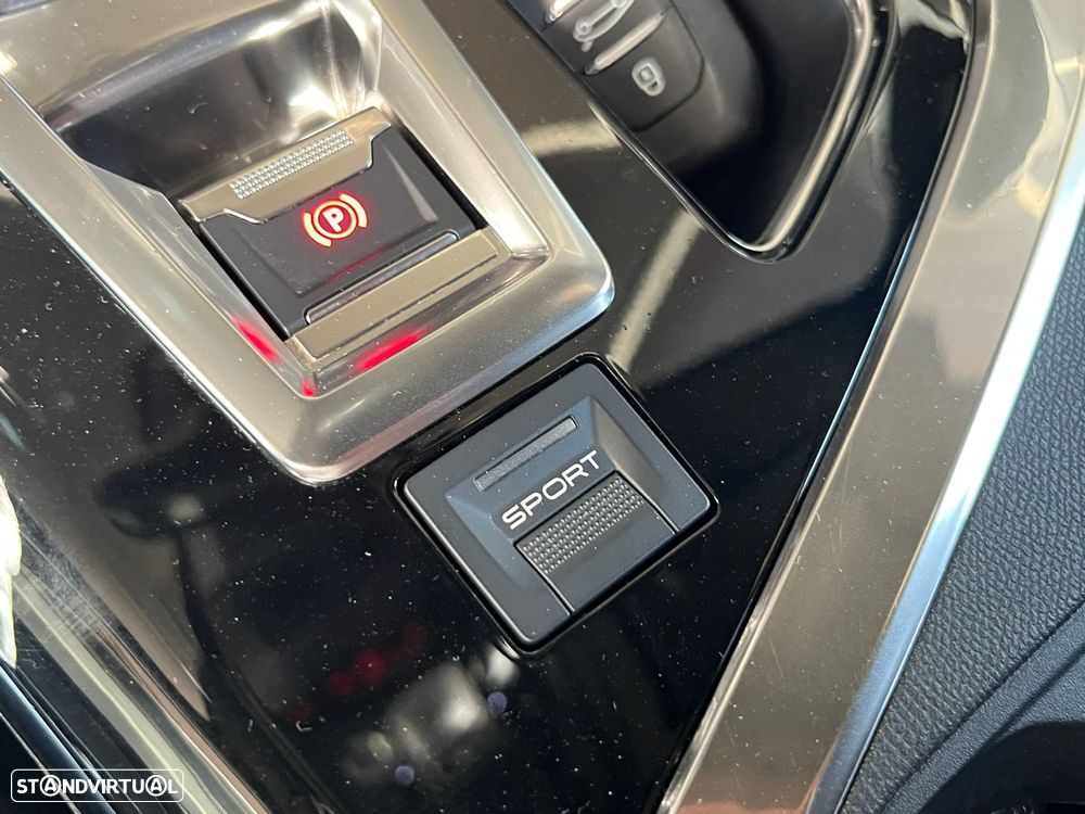 Peugeot 3008 1.5 BlueHDi GT EAT8 - 30