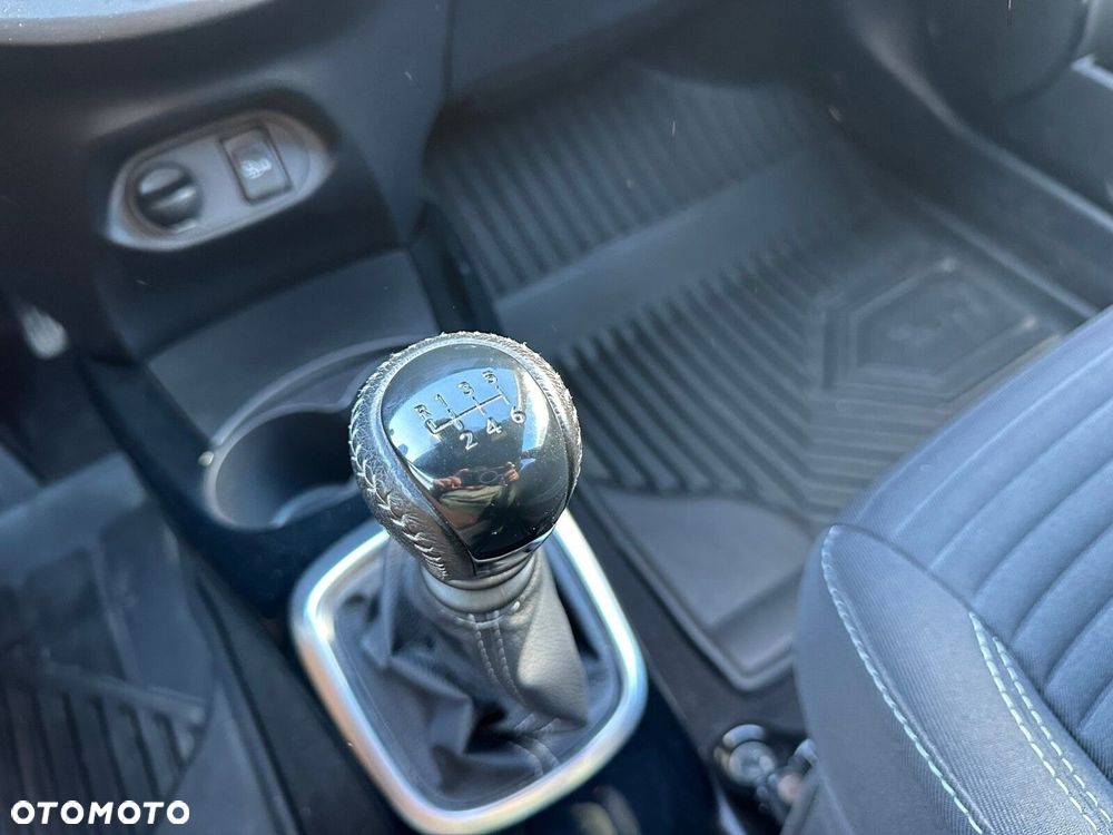 Toyota Yaris 1.5 Selection - 23