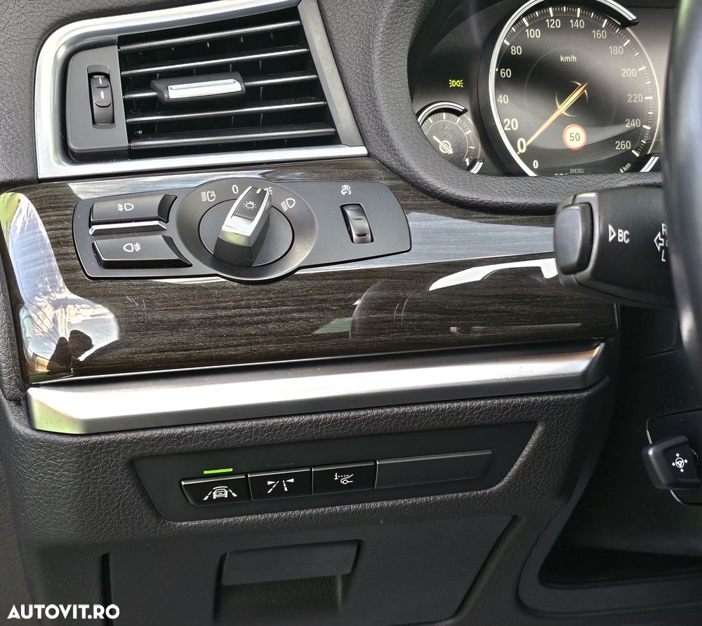 BMW Seria 5 520d Aut. Luxury Line - 17