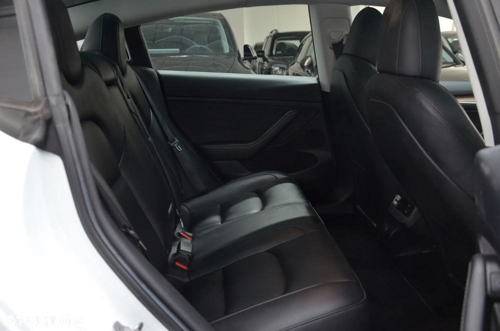 Tesla Model 3 RWD Hinterradantrieb - 13
