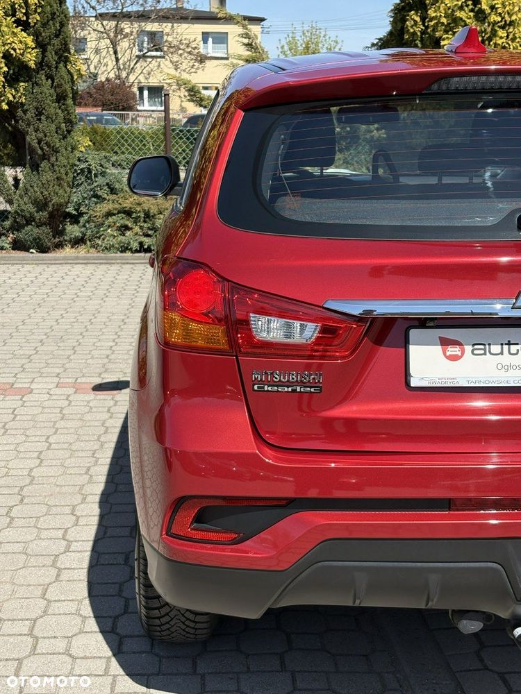 Mitsubishi ASX - 10