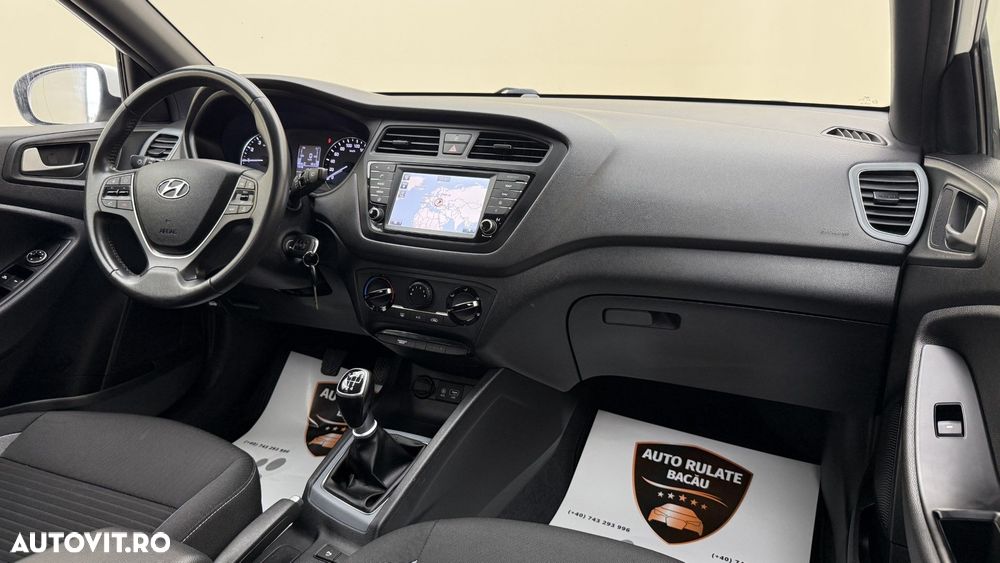 Hyundai i20 - 13