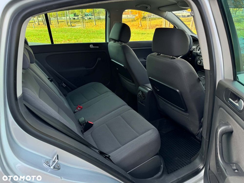 Volkswagen Golf Plus - 8