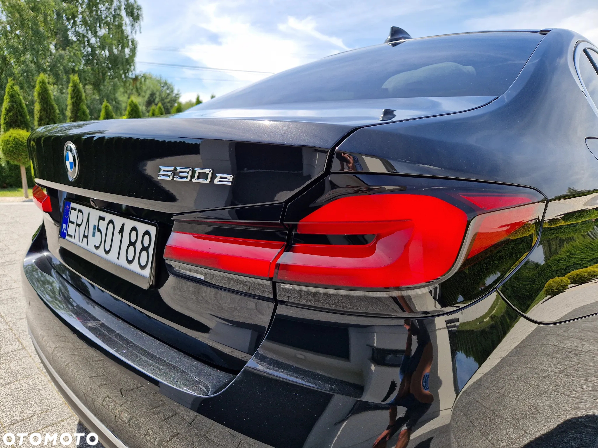 BMW Seria 5 530e Luxury Line - 13