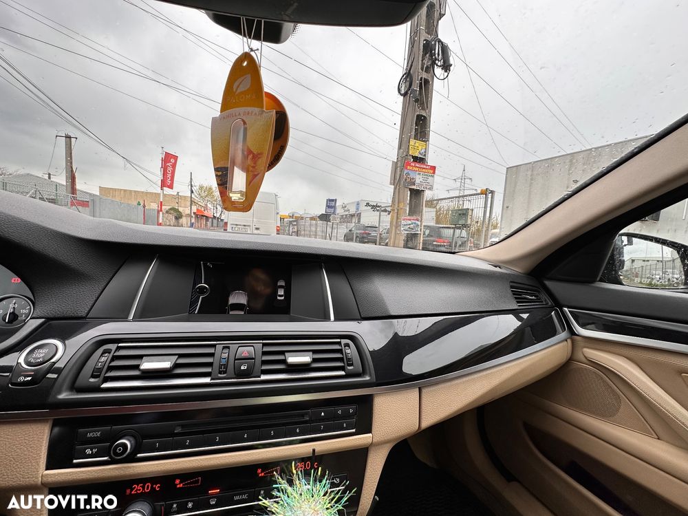 BMW Seria 5 520d xDrive - 7