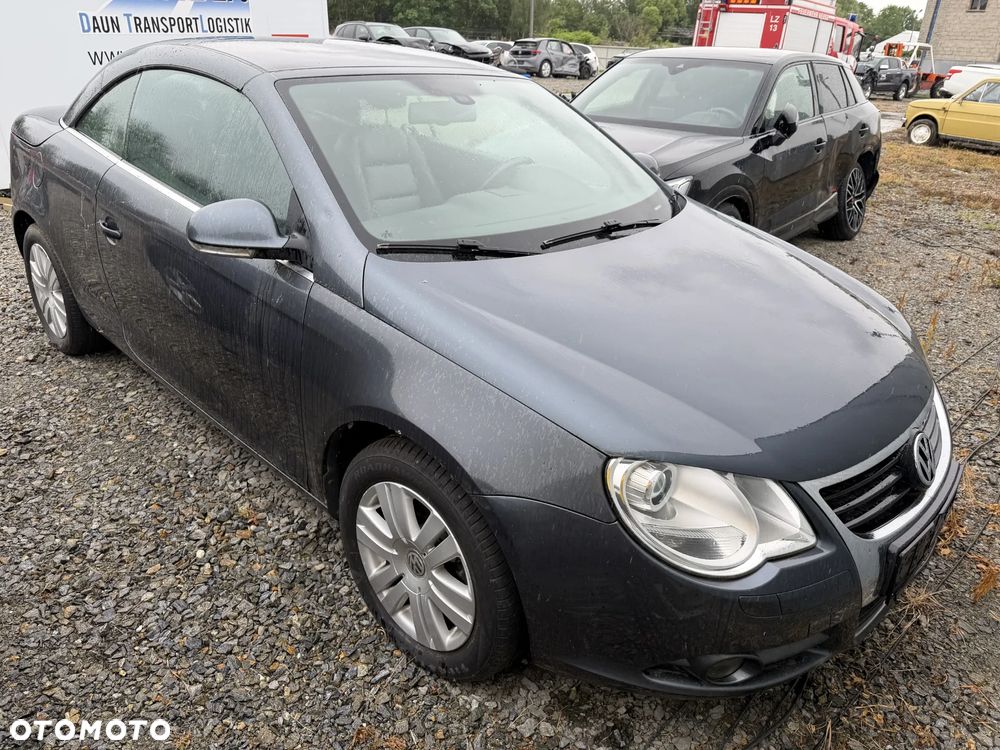 Volkswagen Eos 2.0 TDI DPF BlueMotion Technology Sport & Style - 12