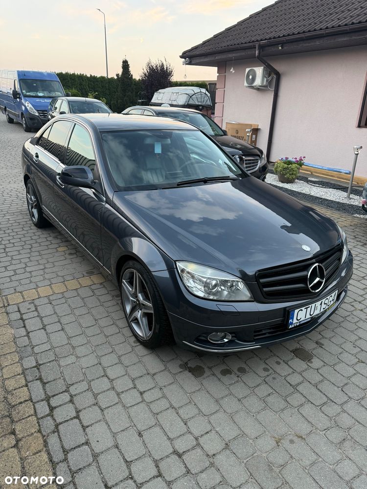Mercedes-Benz Klasa C 320 CDI DPF 7G-TRONIC Avantgarde - 22