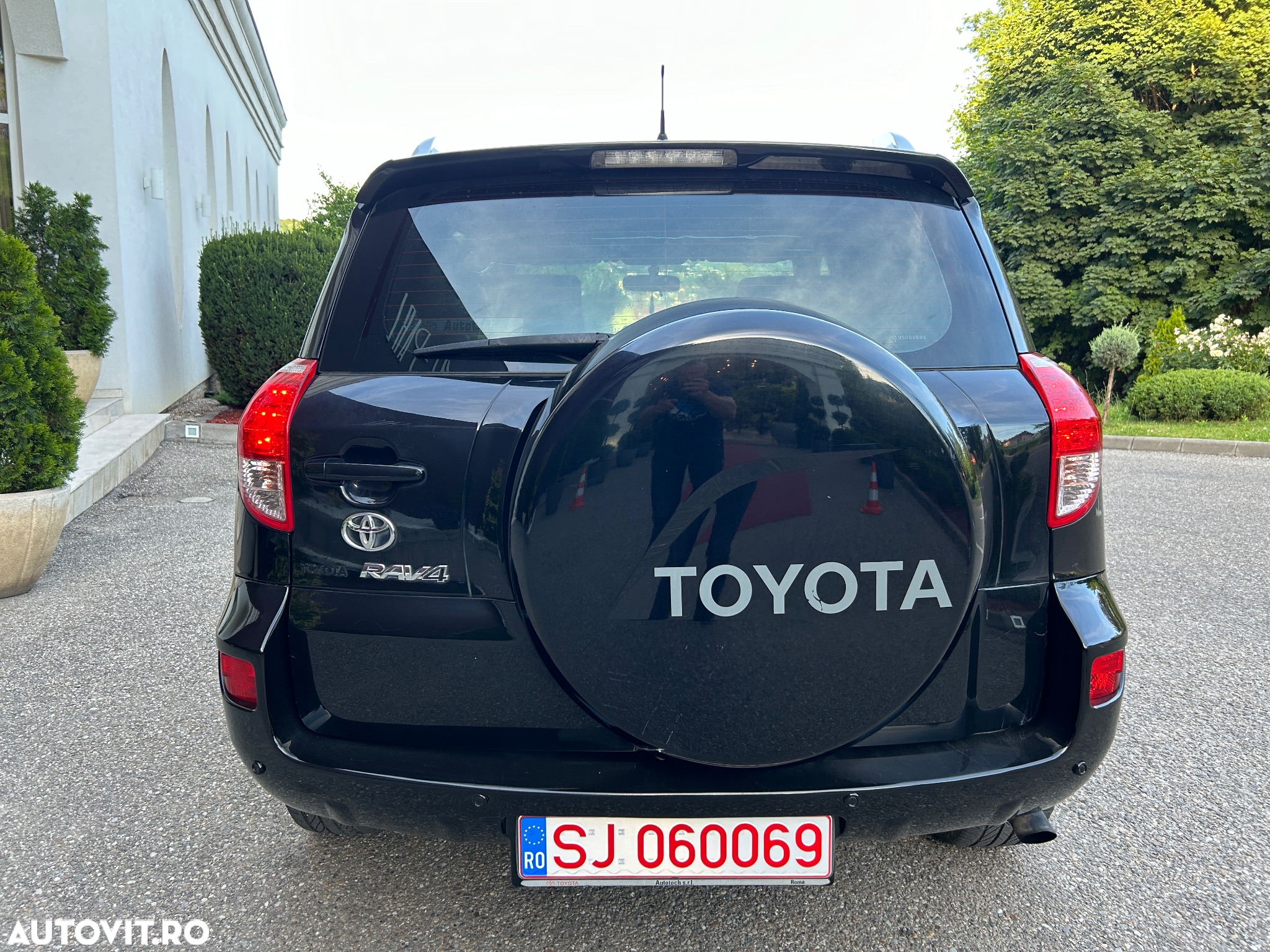 Toyota RAV4 2.2 D-4D Confort - 4