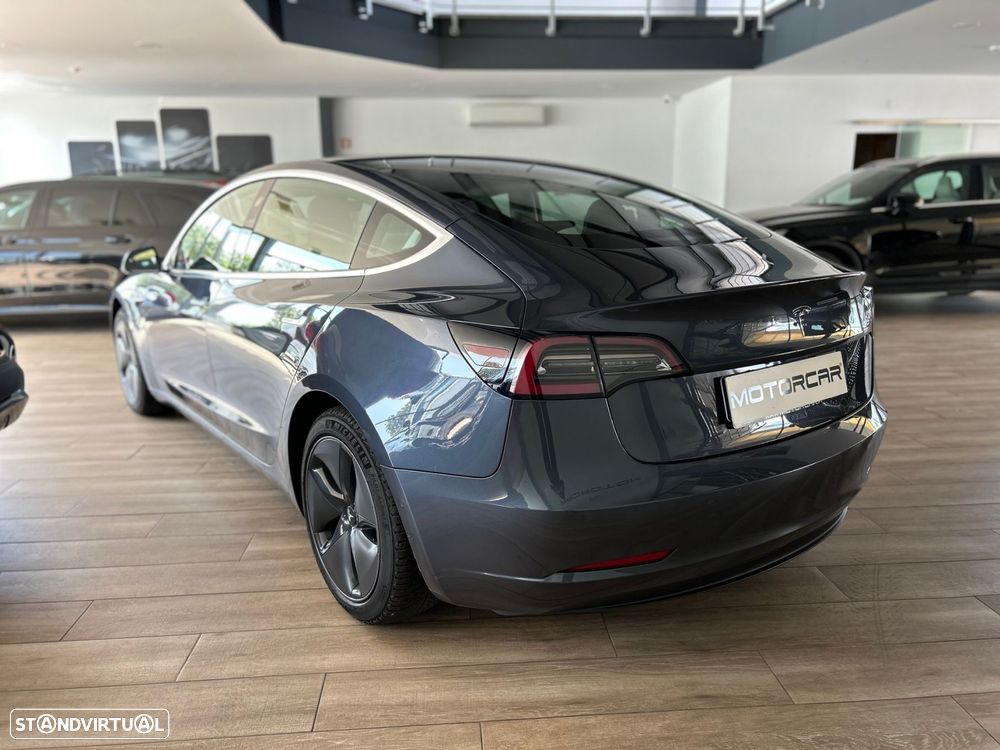 Tesla Model 3 Standard Range Plus RWD - 4
