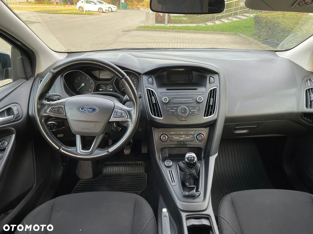 Ford Focus - 12