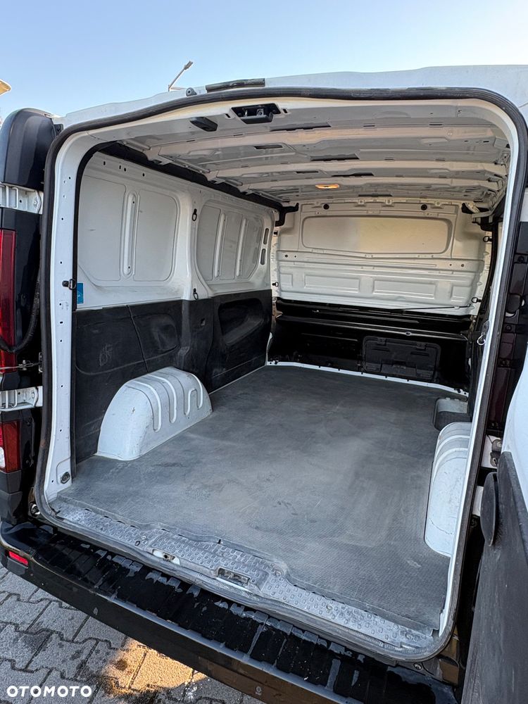 Renault Trafic - 6