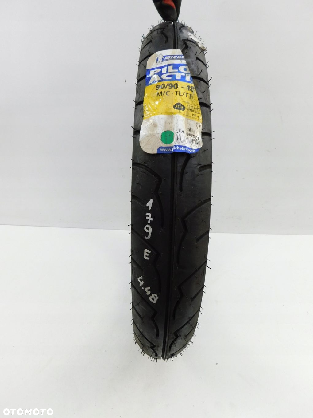 OPONA MICHELIN PILOT ACTIV 90/90-18 4,48mm 18r. - 3