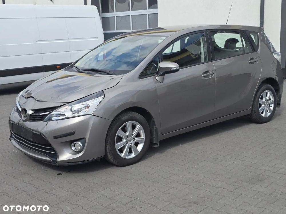 Toyota Verso 1.6 D-4D 5-Sitzer Start/Stop Comfort - 9