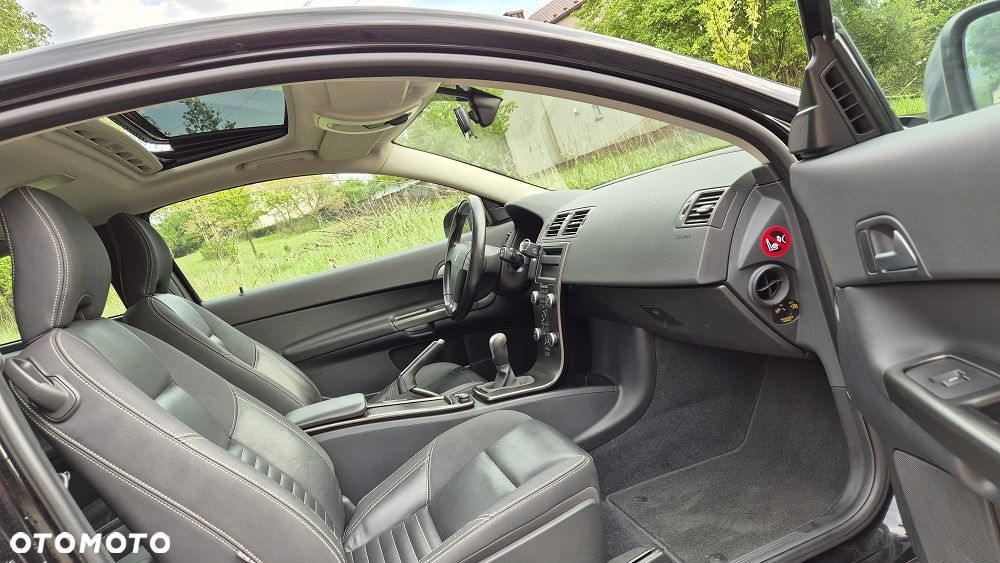 Volvo C30 D4 R-Design - 7