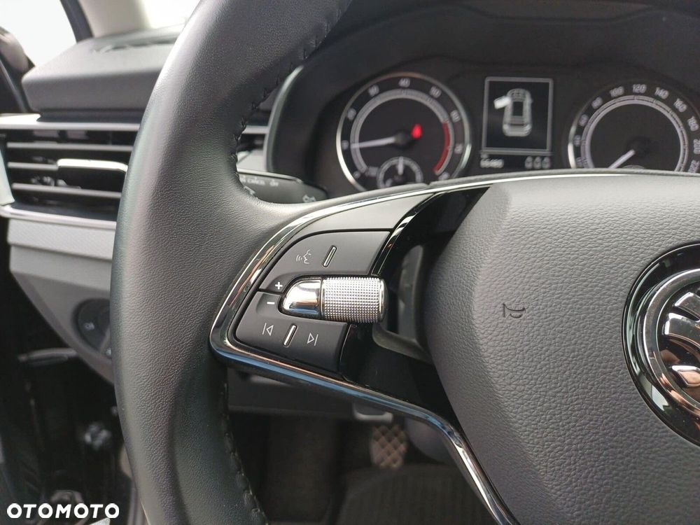 Skoda Kamiq 1.0 TSI Ambition - 14