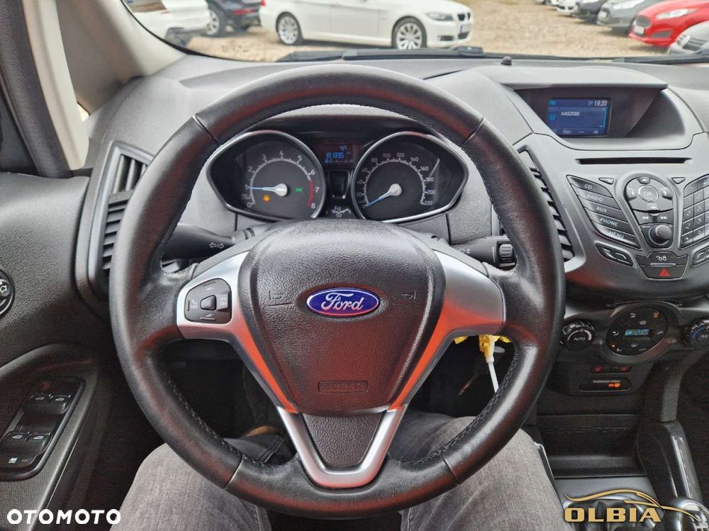 Ford EcoSport - 19