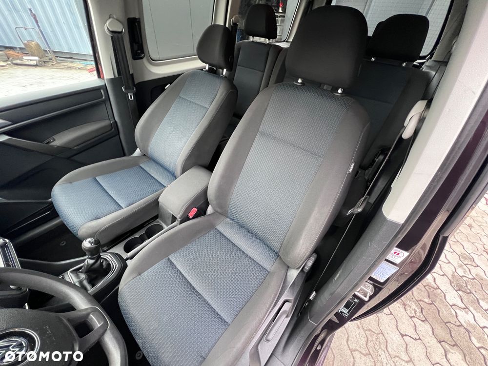 Volkswagen Caddy Maxi 2.0 TDI Trendline Mixt - 29