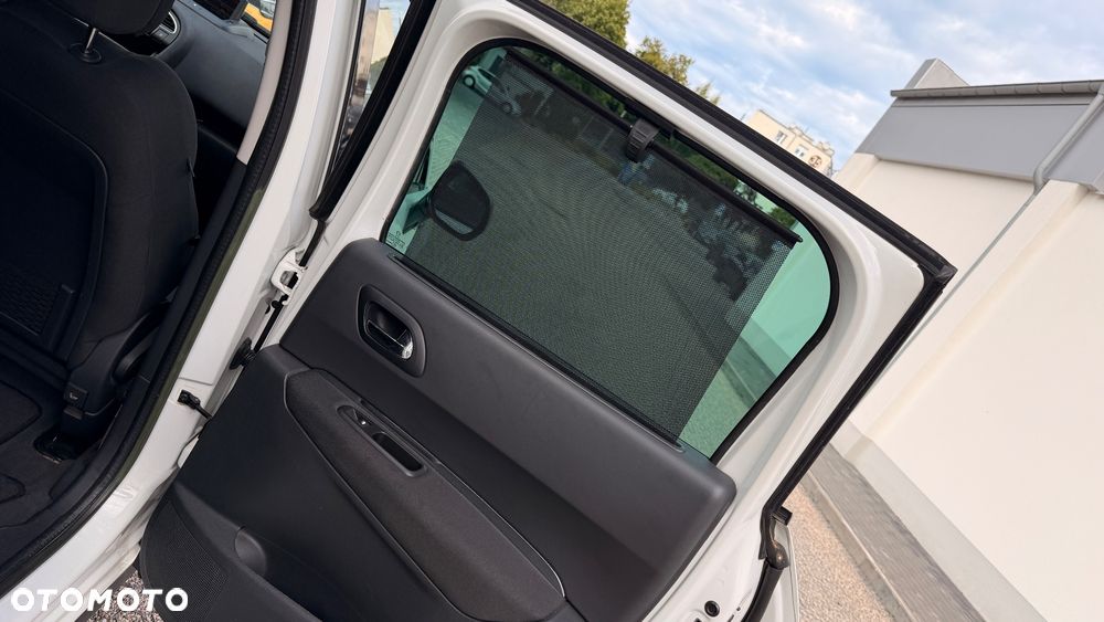 Peugeot 3008 - 23