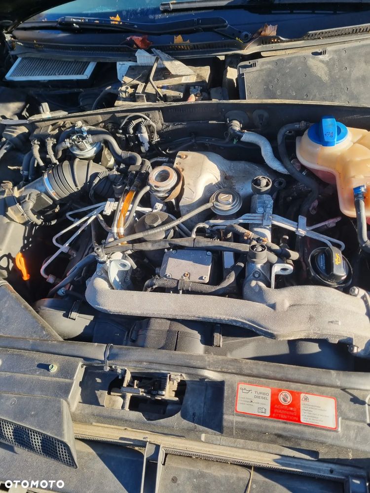 Audi a6 c5 sedan 2.5 tdi BDG 163km skrzynia 6b FRF lakier LY9B na części - 7