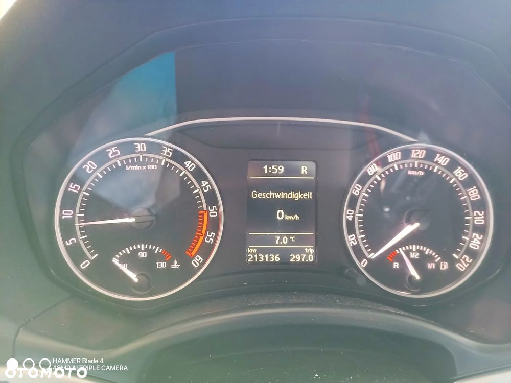 Skoda Octavia Combi 2.0 TDI CR DPF DSG RS - 25