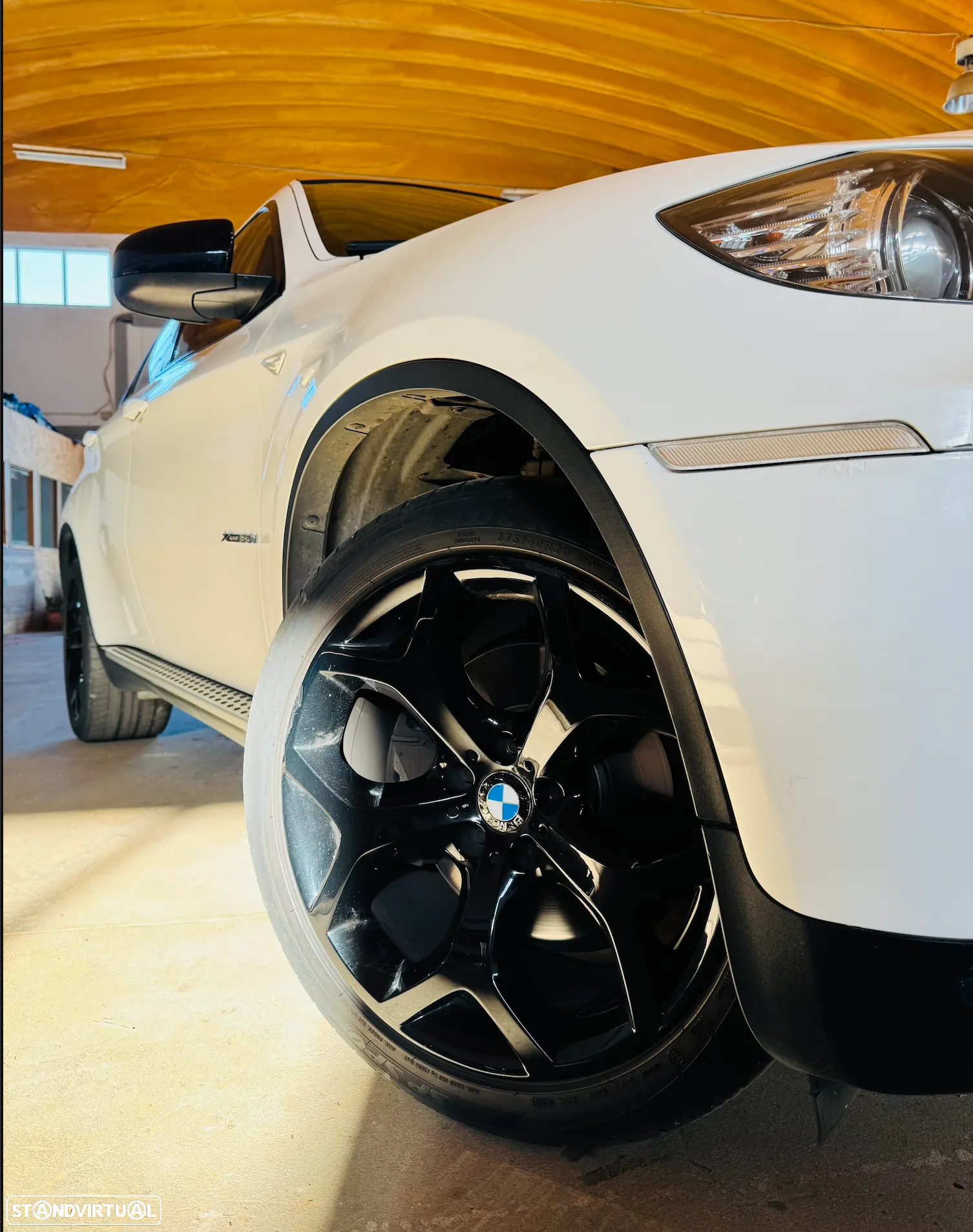 BMW X6 xDrive35d - 11