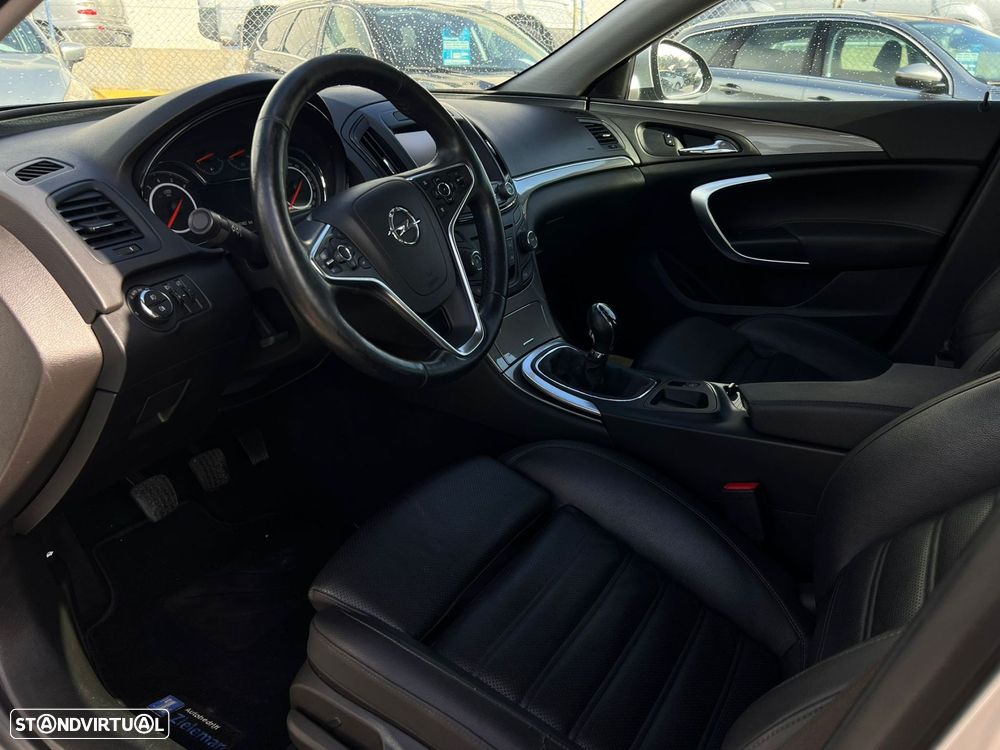Opel Insignia Sports Tourer - 13