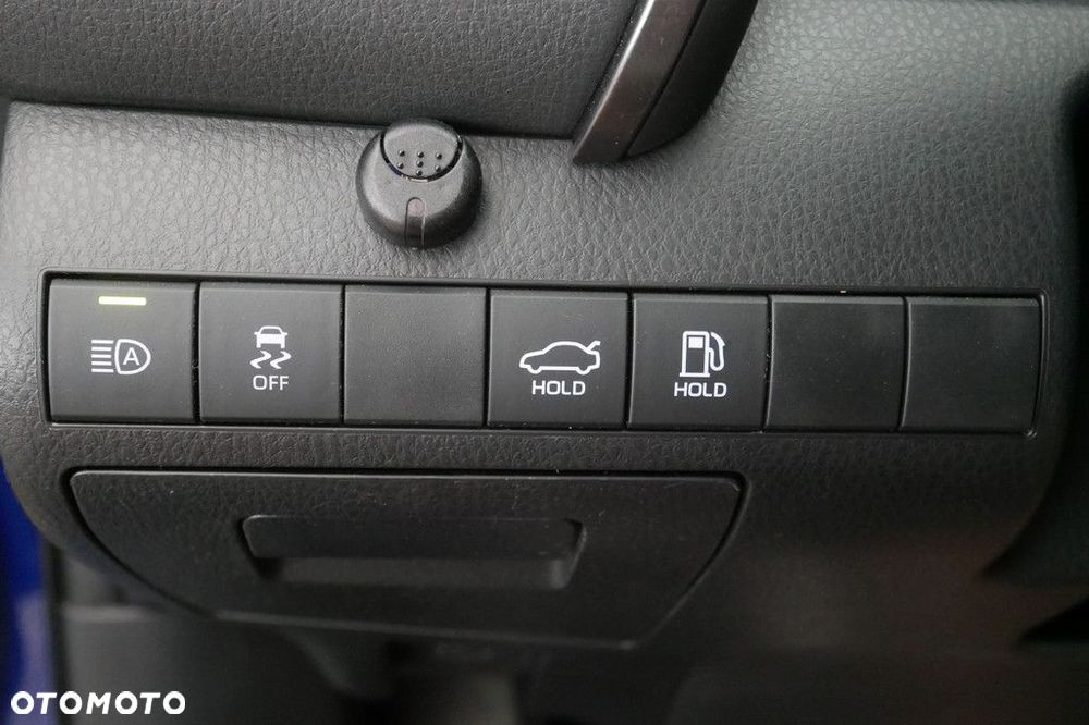Toyota Camry 2.5 Hybrid Comfort CVT - 27