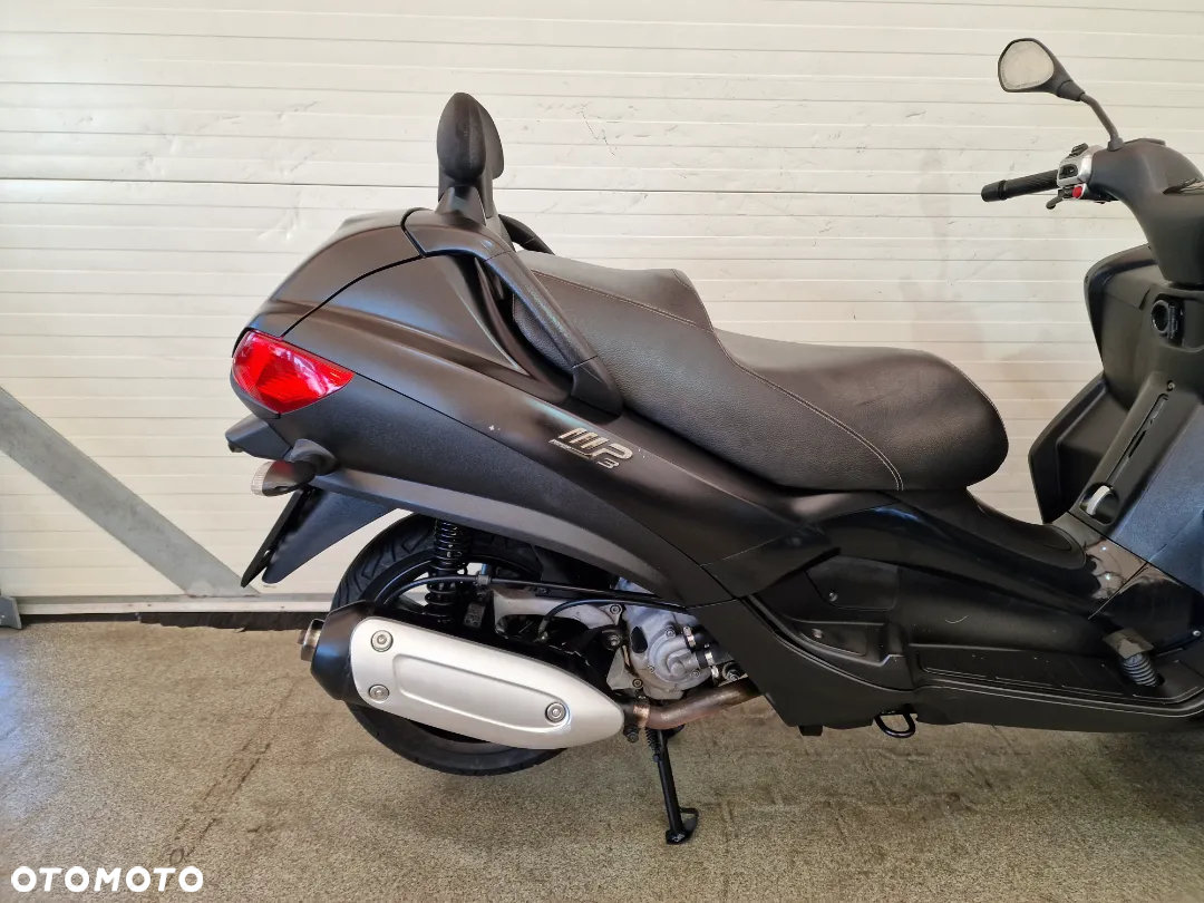 Piaggio MP-3 - 20
