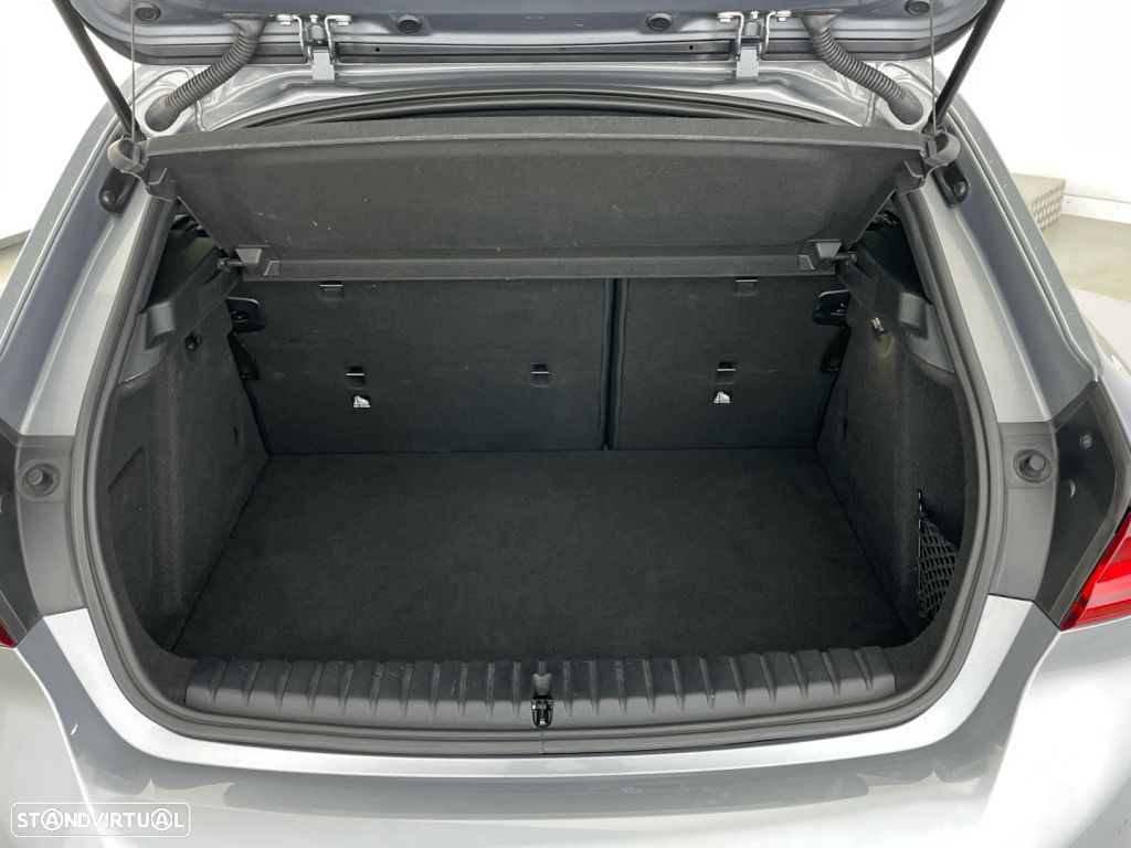 BMW 116 d Pack Desportivo M Auto - 13