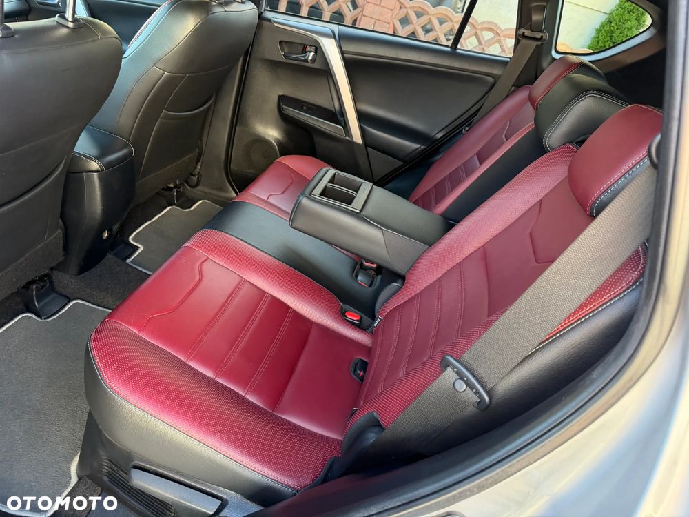 Toyota RAV4 Hybrid Selection 4x2 - 31