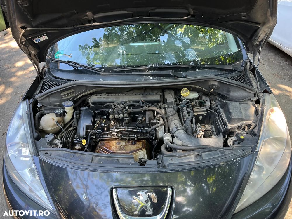 Dezmembrez Peugeot 207 SW 1,6 benzina 88KW 120cp 5F01 2010 break - 7