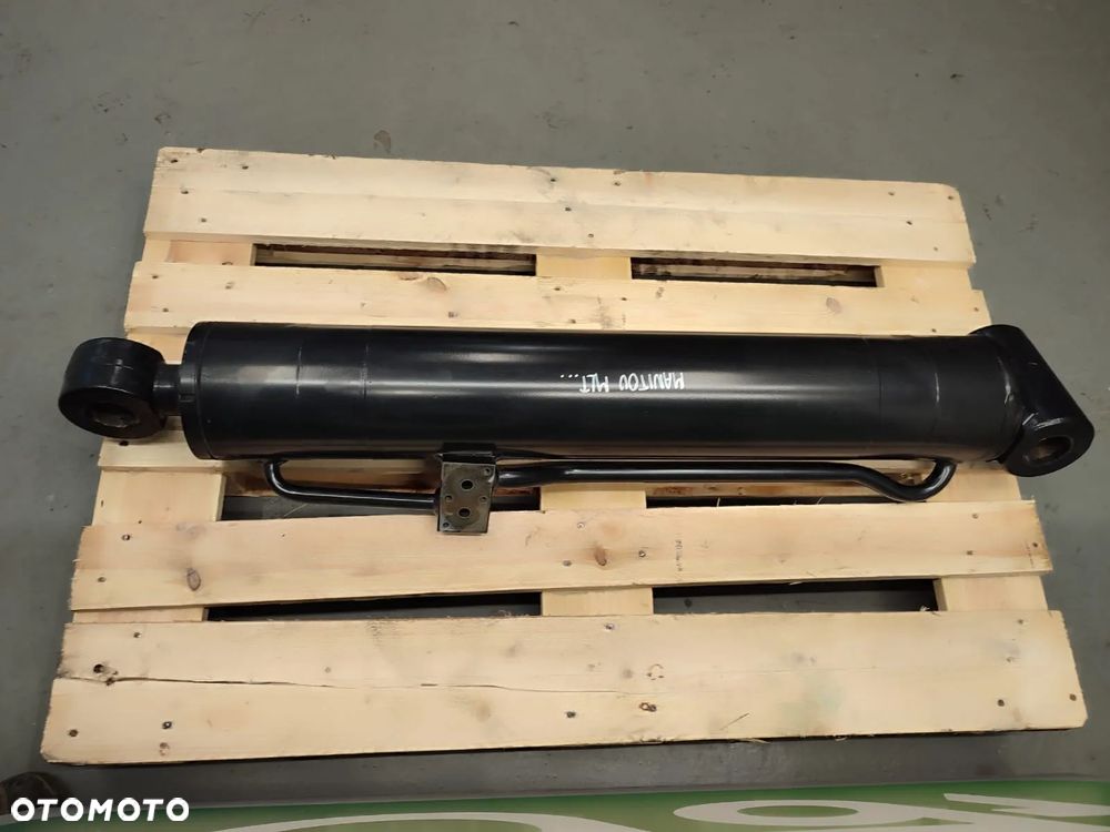 Siłownik główny ramienia Manitou MLT - 5