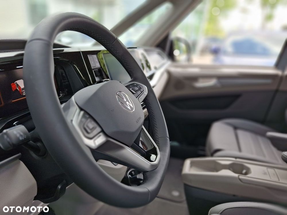 Volkswagen Multivan - 14