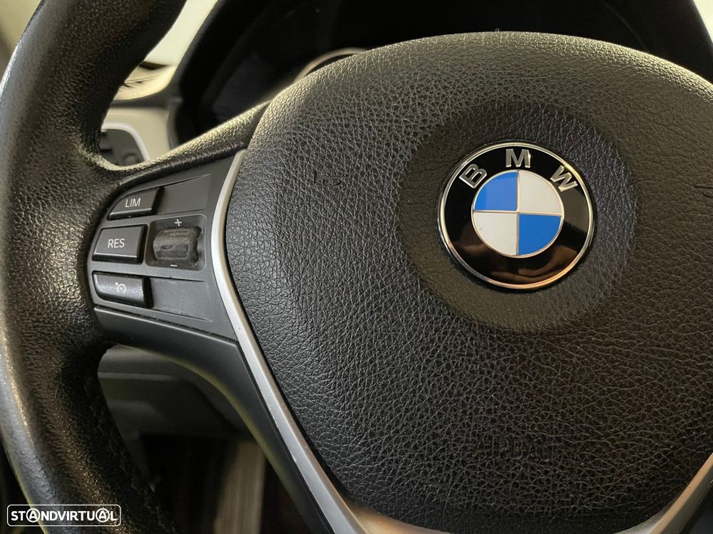 BMW 320 d Auto - 22