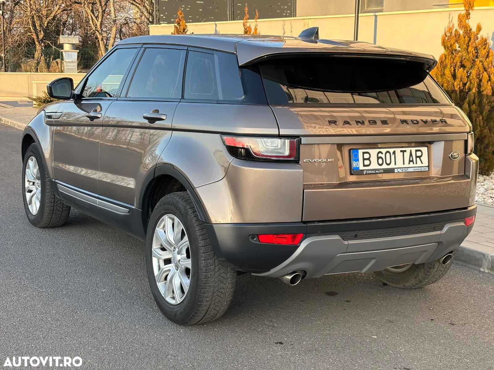 Land Rover Range Rover Evoque - 2