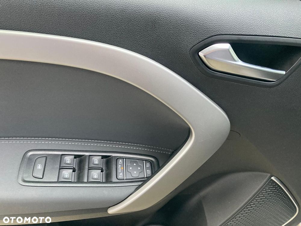 Mercedes-Benz Klasa T - 20