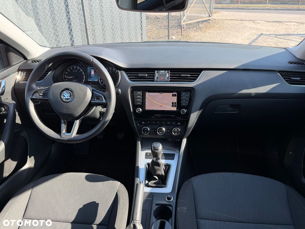 Skoda Octavia - 8